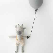 Load image into Gallery viewer, Rudy Giraffe
