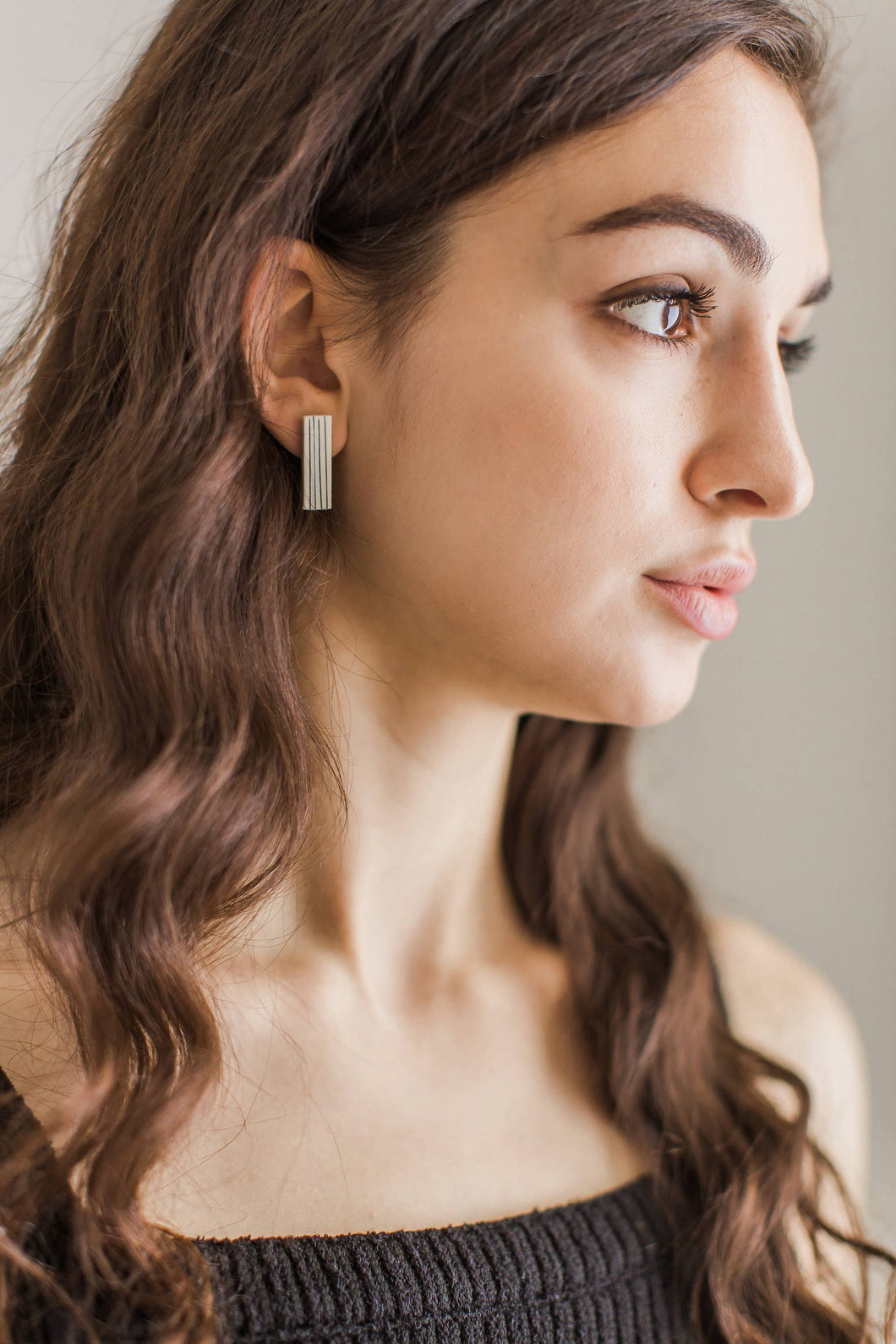 Pinstripe Bar Earrings J010