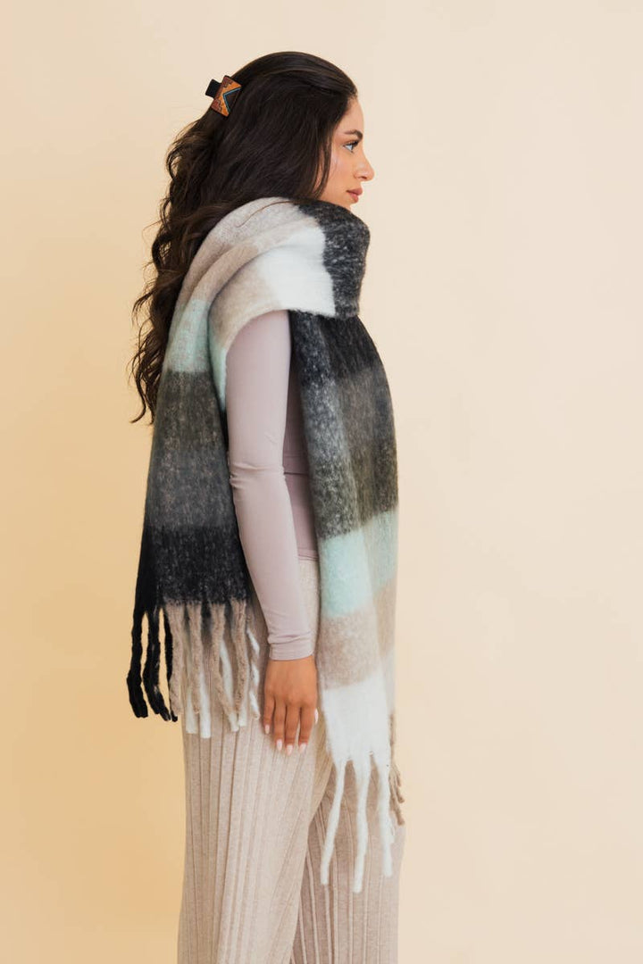 Cozy Breeze Oversized Fringe Scarf - Fall &amp; Winter Essential LT223