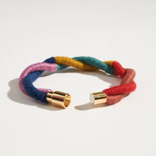 Load image into Gallery viewer, Twist PRIDE Magnetic Bracelet SA01