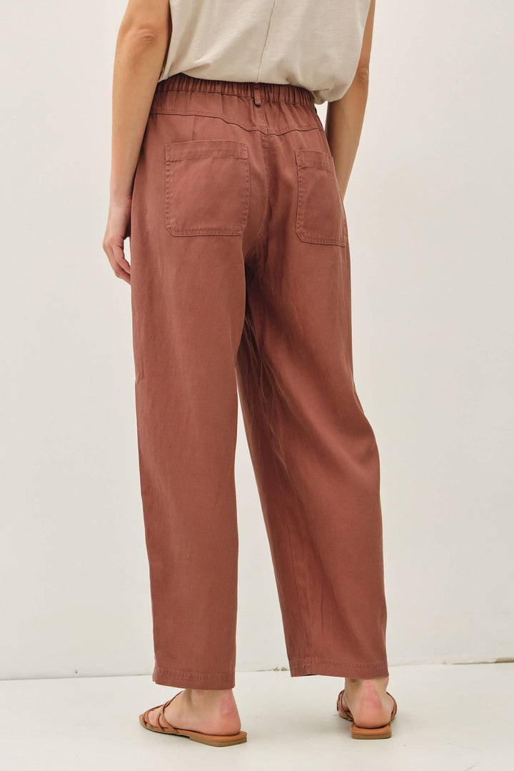 TENCEL LINEN BLEND BARREL TAPERED PANTS BC562