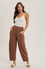 Load image into Gallery viewer, RELAXED BARREL PANTS WITH POCKETS