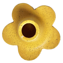 Load image into Gallery viewer, Daisy Candle Holder