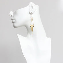 Load image into Gallery viewer, CHRE89 Geometric brass earrings