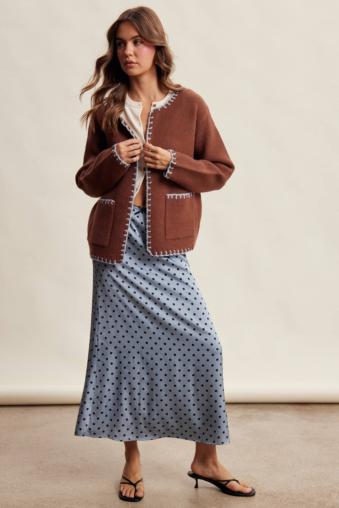 Contrast Whipstitch Knit Cardigan LSW1066