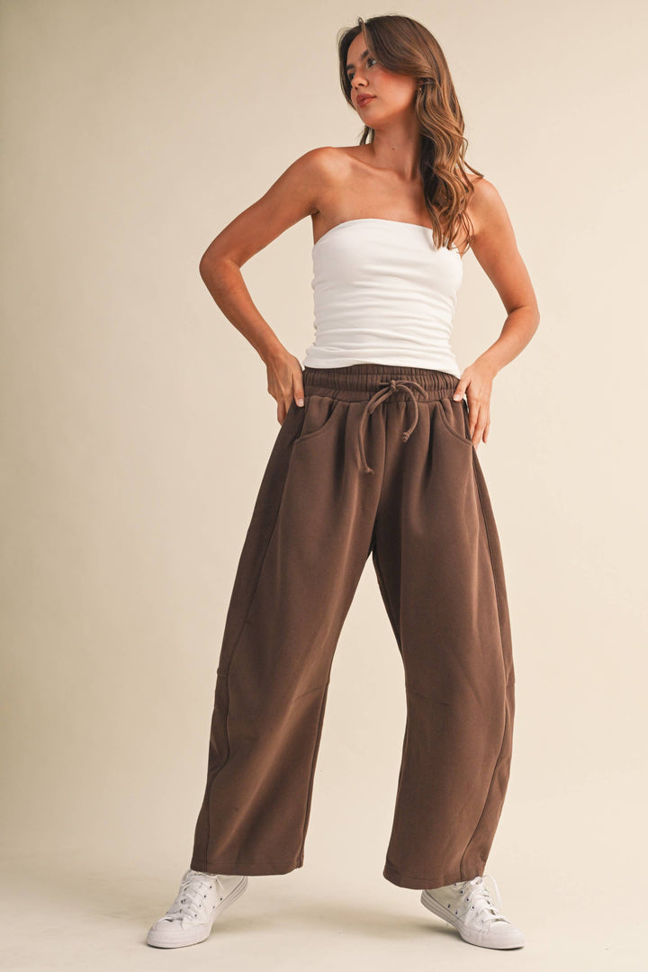 IP1447 BARREL SWEATPANTS