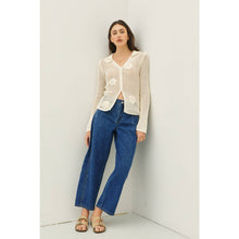 Load image into Gallery viewer, MID RISE BARREL LEG ANKLE DENIM PANTS WITH POCKETS