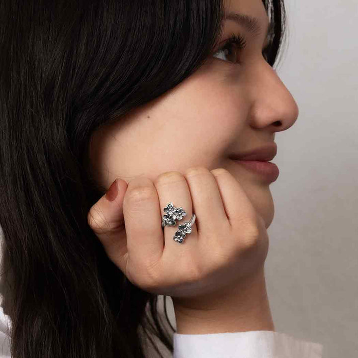 Hydrangea Bypass Ring