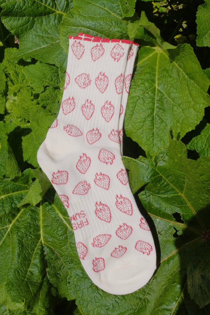 Vintage Style Strawberry Summer Red Cream Ribbed Socks