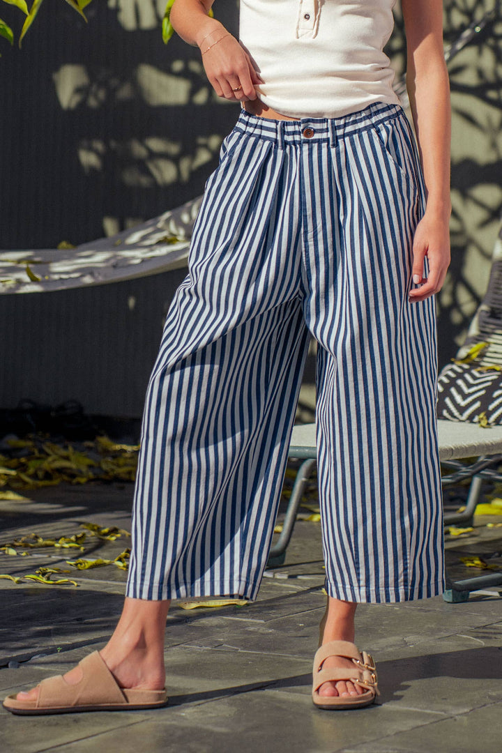 Striped Pleated Wide Leg Culotte Pants UD35