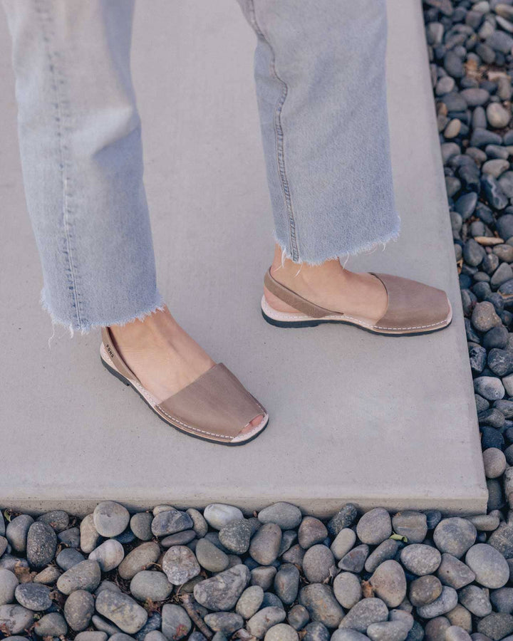 Pons Shoes - Classic Women - Taupe