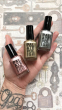 Load image into Gallery viewer, Shallot Nail Polish
