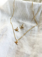 Load image into Gallery viewer, Hummingbird Necklace NC85