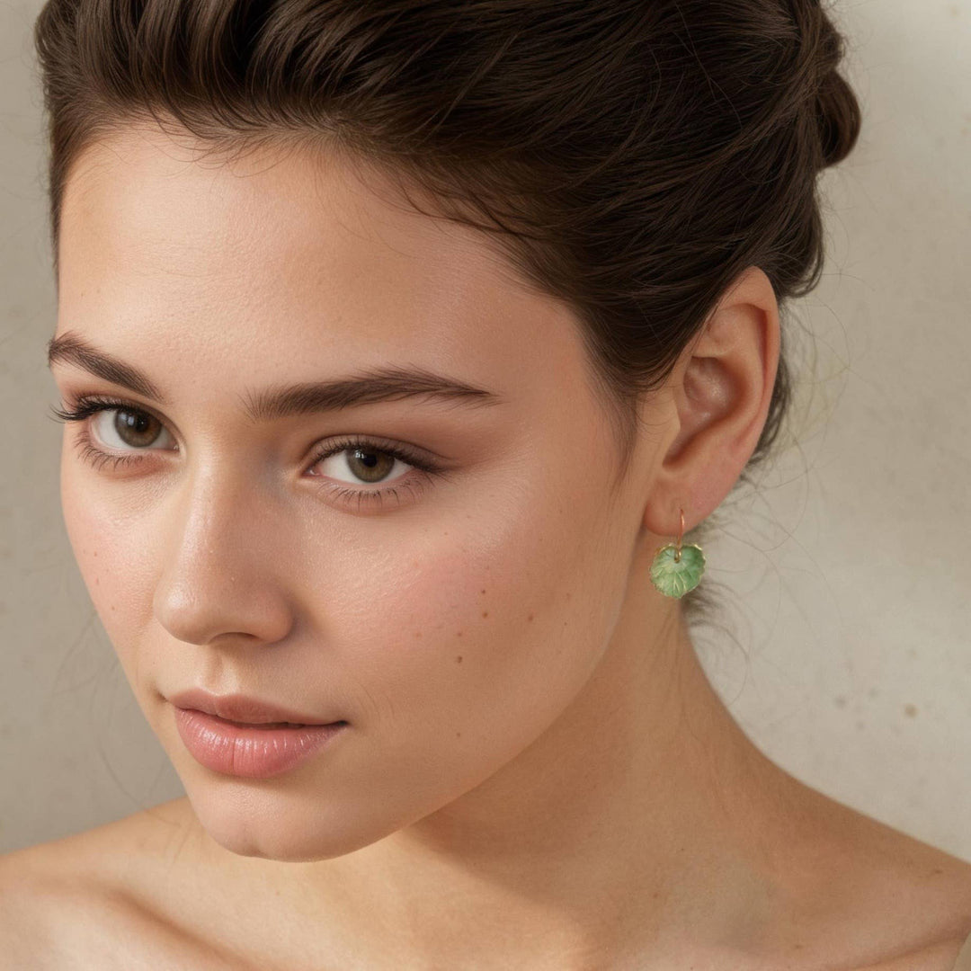 Green Clover Leaf Earrings: Short / Gold Plated Brass / Matte SP12