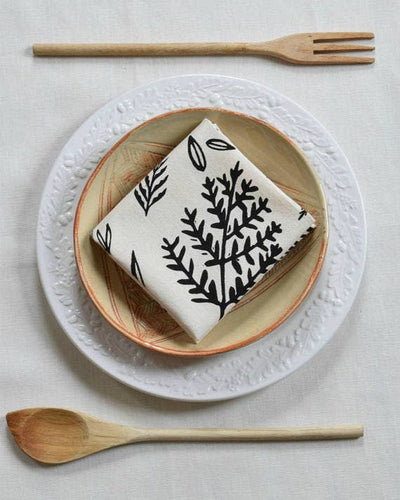 Set of 4 Organic Cotton Woodland Fern Napkins in Black