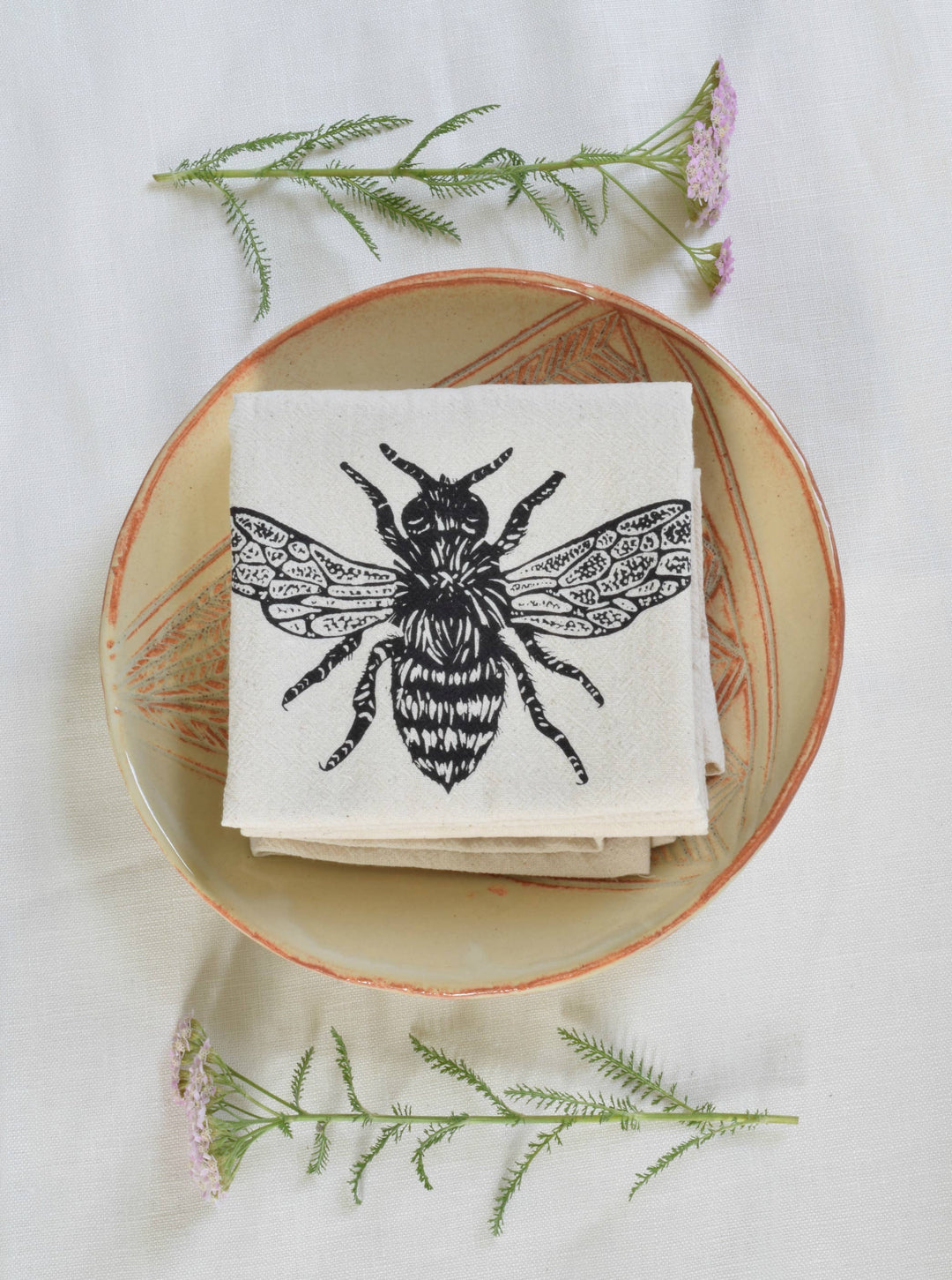 Set of 4 Organic Cotton Honeybee Napkins - Black - Bees HH993