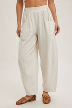 Load image into Gallery viewer, RELAXED BARREL PANTS WITH POCKETS