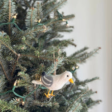 Load image into Gallery viewer, Seagull Ornament GN22