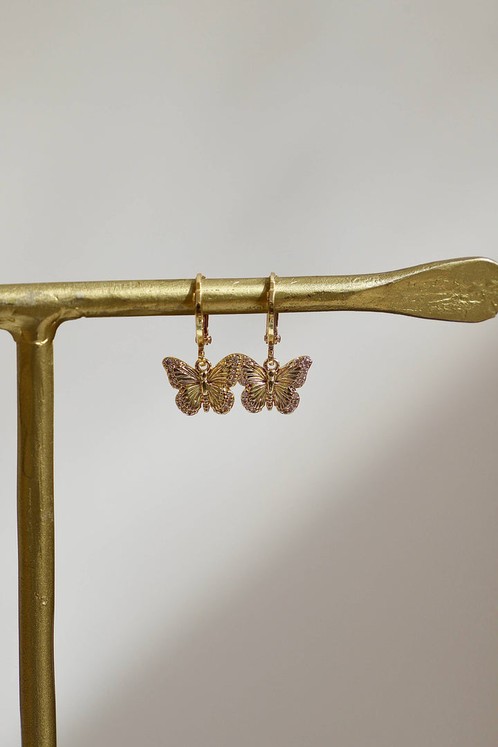 BUTTERFLY HUGGIE HOOP EARRINGS KW97