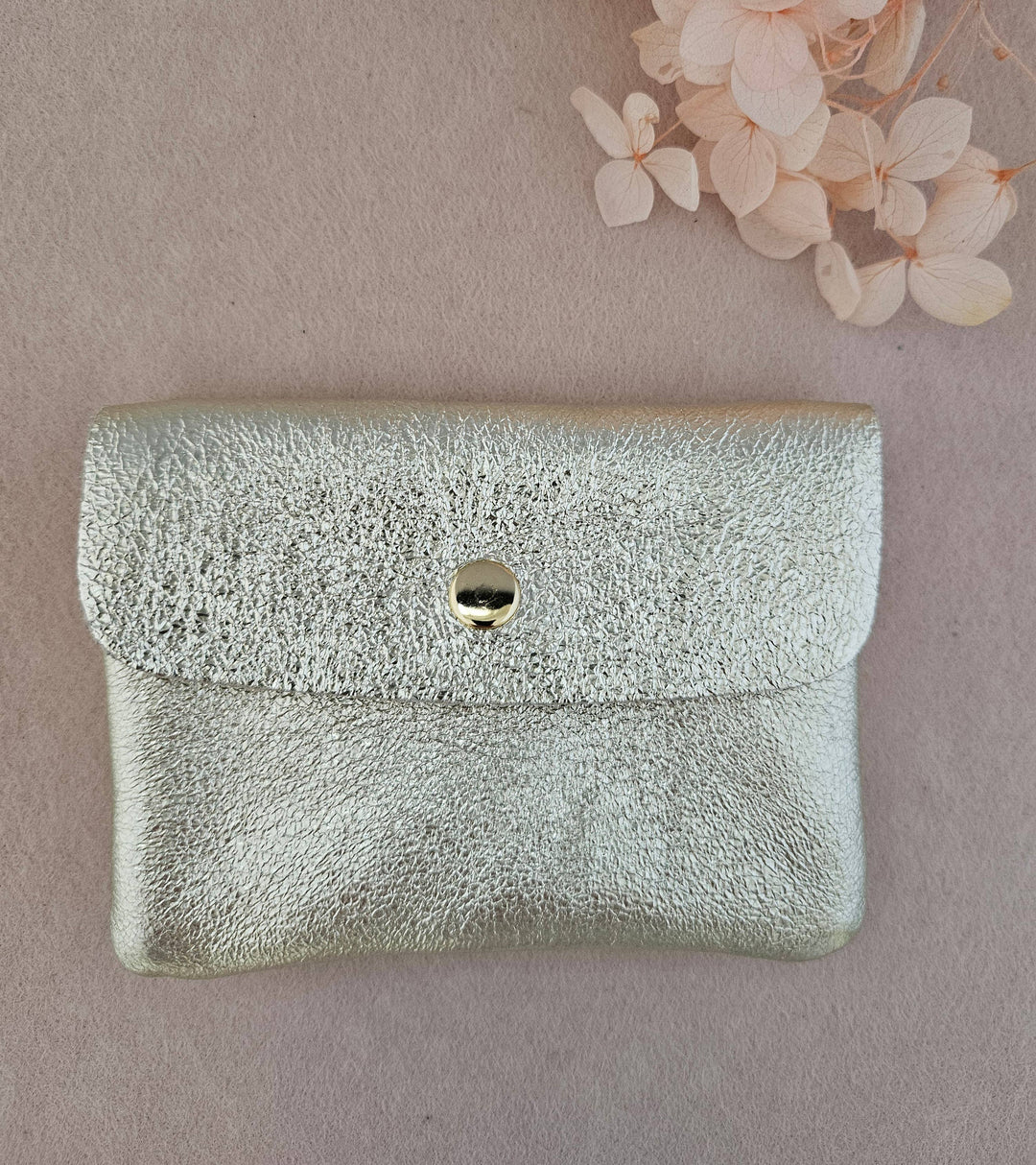 Metallic leather Kangoo wallet: Nude RM26