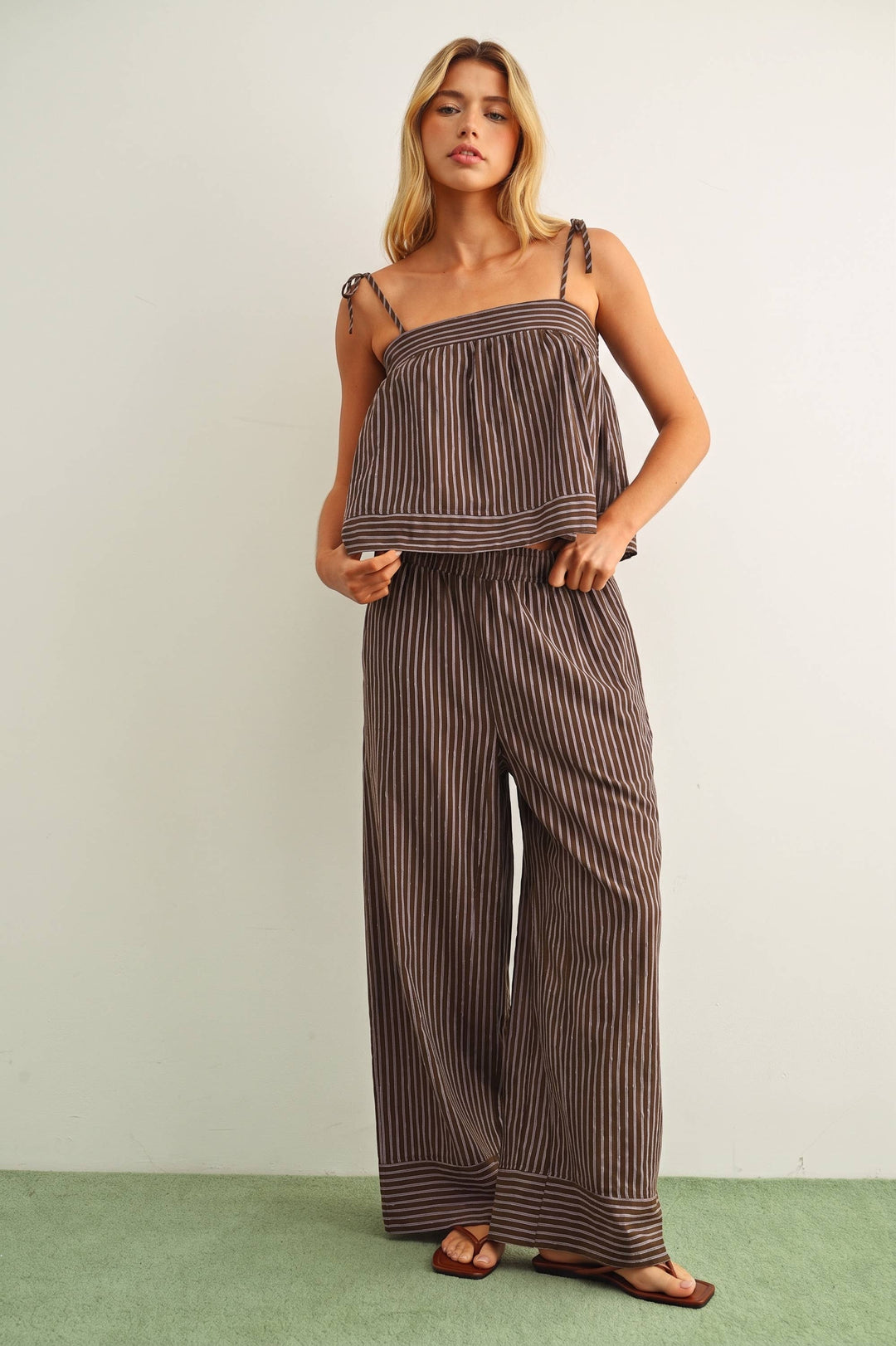 T6359ST   STRIPED PRINT SPAGHETTI STRAP TOP