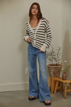 Load image into Gallery viewer, W1160 | Knit Sweater Cotton Stripe V-Neck Cardigan