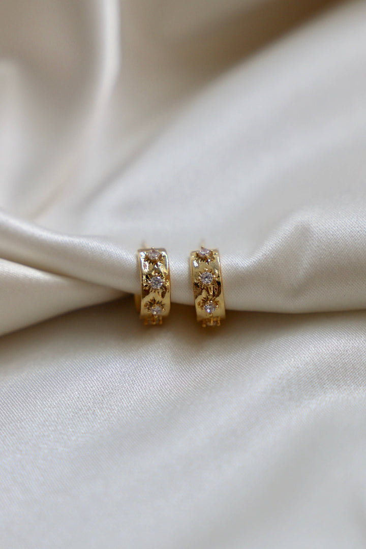 CZ STAR THICK HOOPS KW992