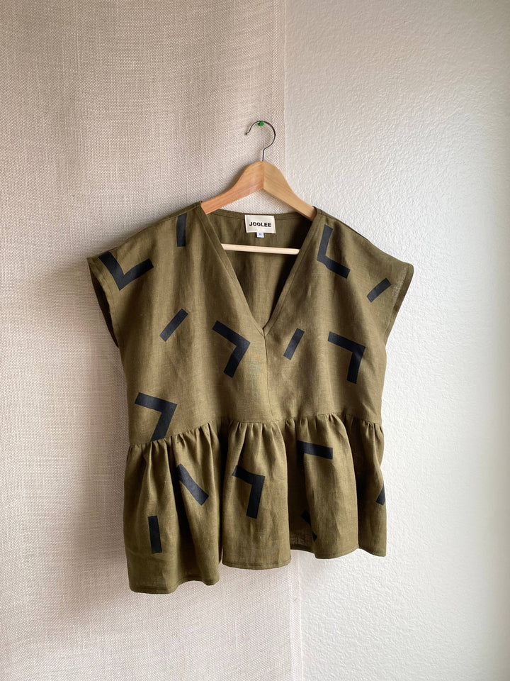 Olive linen top JL33