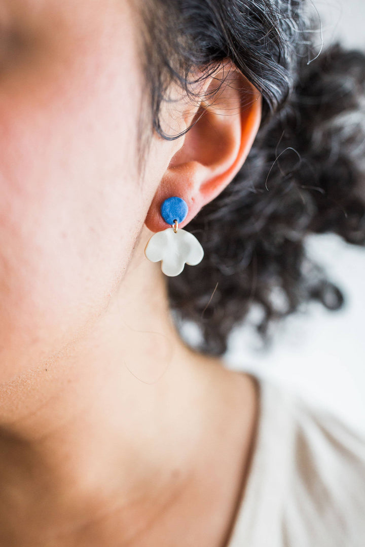 Snowdrop Earrings J345