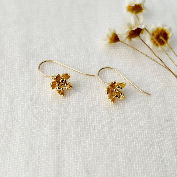 Gold Floral Dangle Earrings KT13