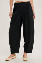 Load image into Gallery viewer, RELAXED BARREL PANTS WITH POCKETS