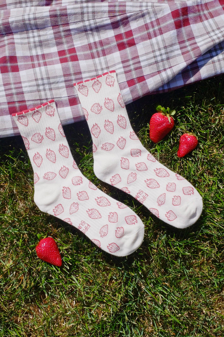 Vintage Style Strawberry Summer Red Cream Ribbed Socks