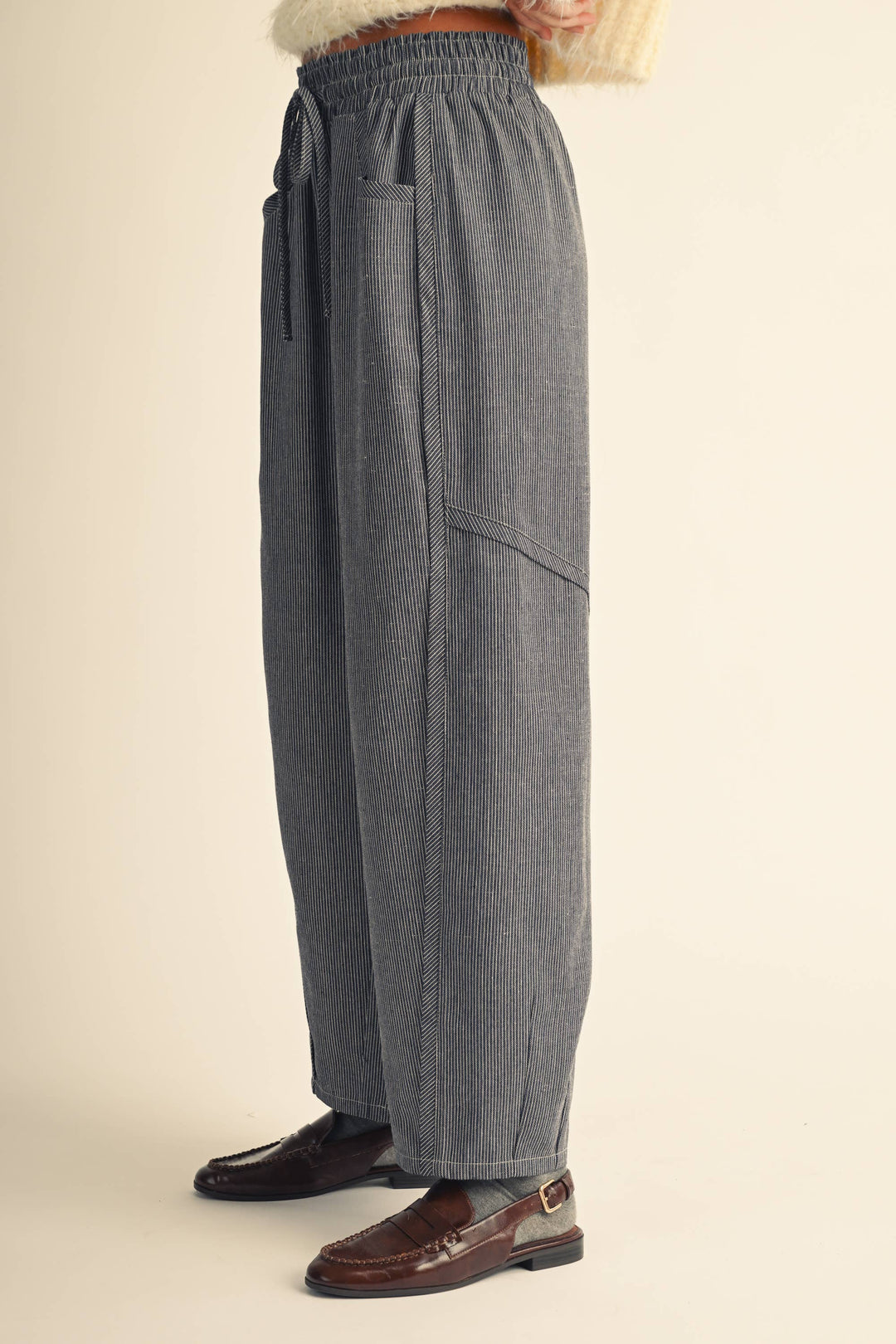 722IK Utility Barrel Leg Pants