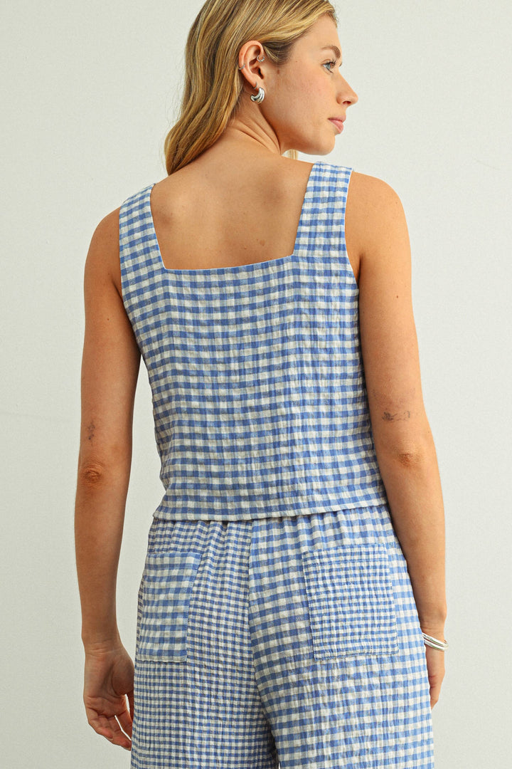 T6550ST   GINGHAM SQUARE NECK SLEEVELESS TOP