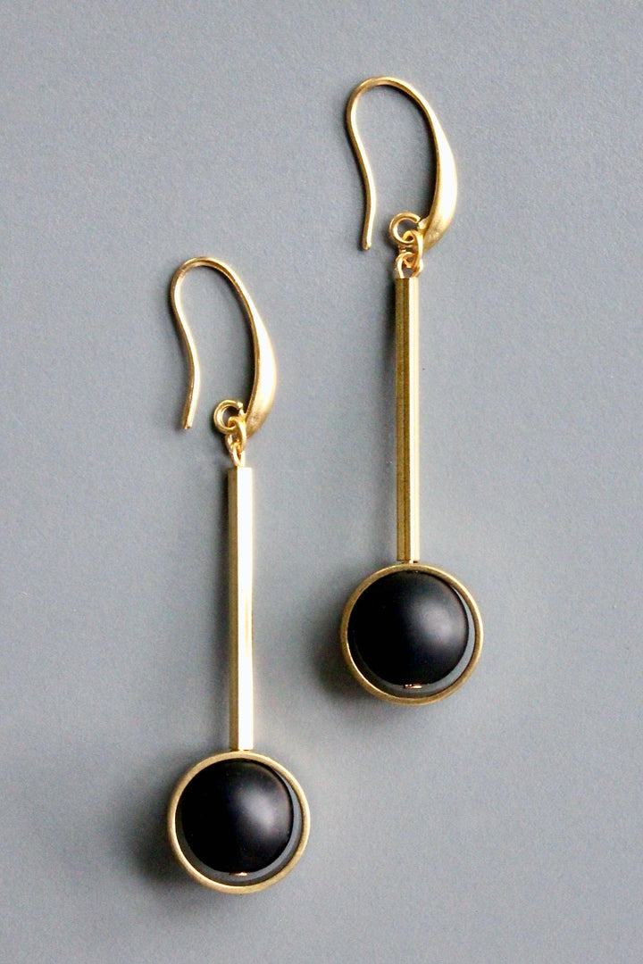 HYLE46 Jet glass earrings