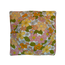 Load image into Gallery viewer, Vintage Wildflowers Microwave Bowl Cozy