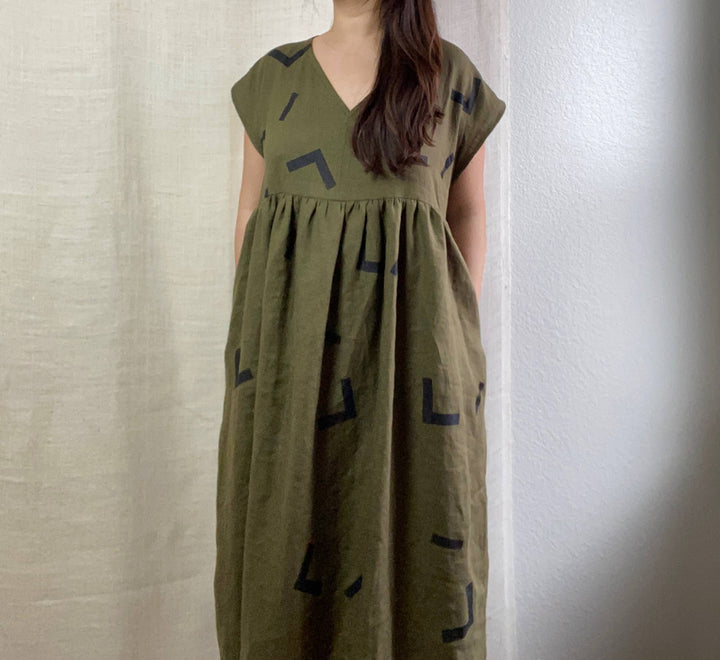 Olive linen dress JL38
