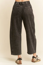 Load image into Gallery viewer, PATCH POCKET WIDE LEG CULOTTE DENIM BARREL PANTS