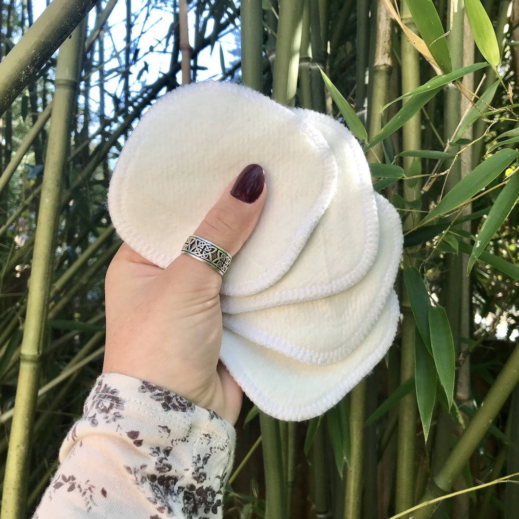 Deluxe Bamboo Facial Rounds: 4 Count - Case of 6
