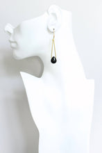 Load image into Gallery viewer, JLTE45 black agate geometric earrings