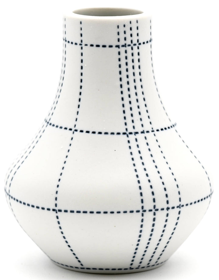 422W25 EVA MINI M - Handcrafted Porcelain Bud Vase