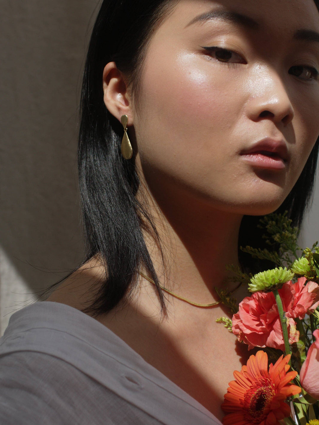 RK08 Luxe Gold Teardrop Earrings