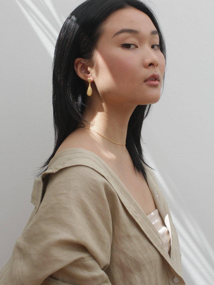 RK08 Luxe Gold Teardrop Earrings