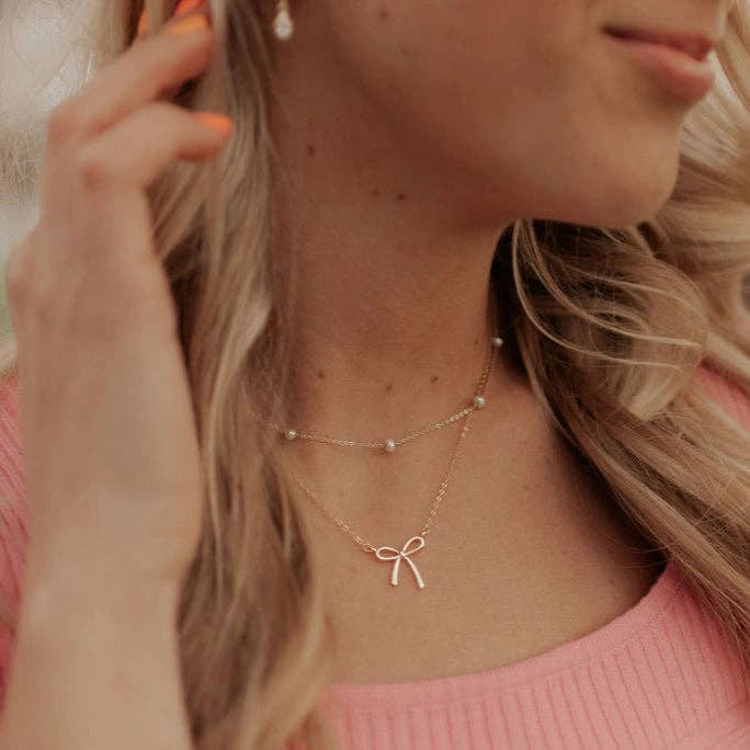 Lily Bow Necklace MA23