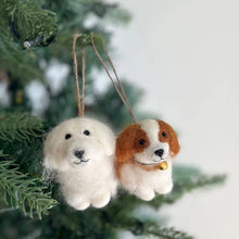 Load image into Gallery viewer, Felt Ornament - Cavalier King Charles Spaniel Dog GN26
