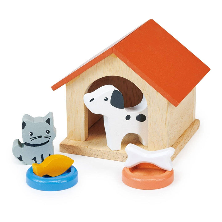 Wooden Dog &amp; Cat Pet Set