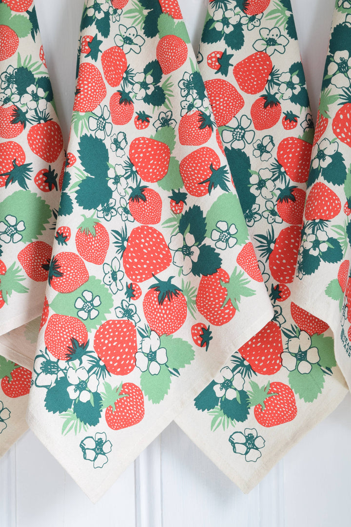 Organic Cotton Strawberry Napkins - 20" x 20" - Set of 4 HH768