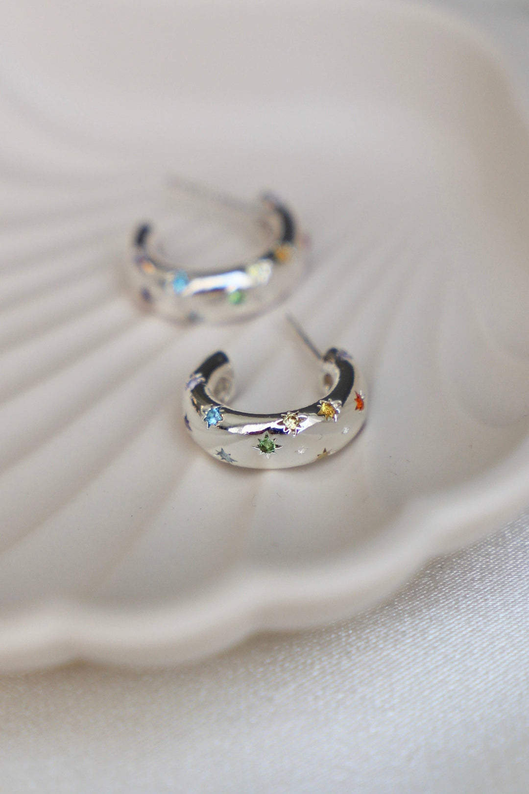 PENNY CZ STAR HOOP KW86