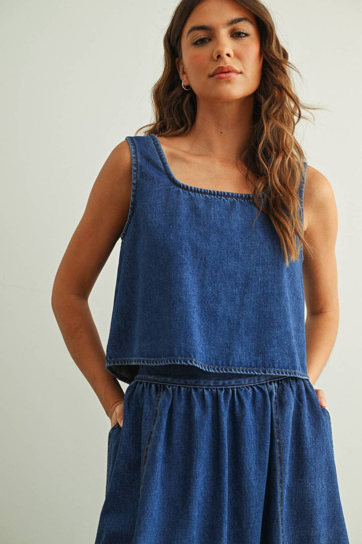 T5870ST   SOFT DENIM SLEEVELESS TOP