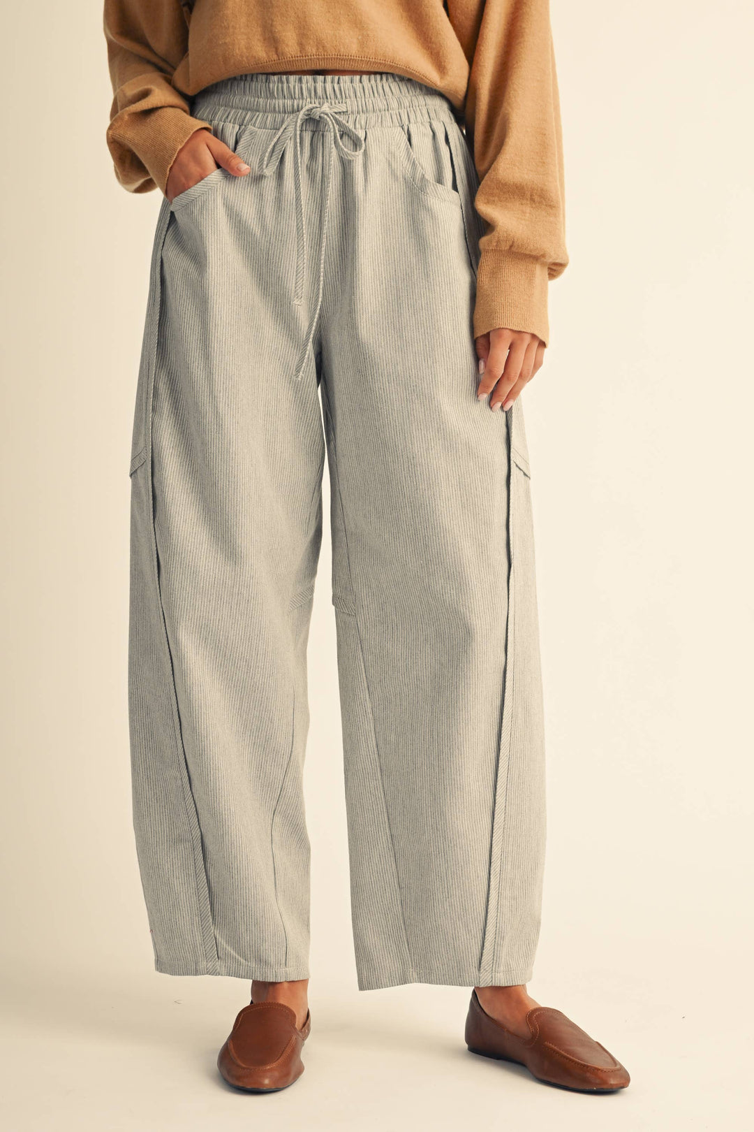 722IK Utility Barrel Leg Pants